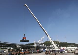 Кранове за всякакви терени Liebherr LTM 1200-5.1 