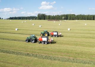 Кръгли преси Pöttinger Impress 3130 FC Pro