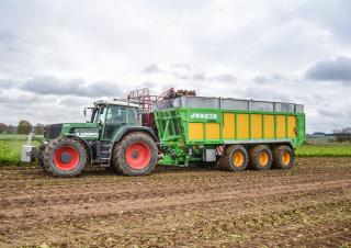 Къси ремаркета за силаж Joskin DRAKKAR 8600/31T150