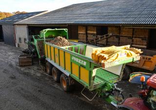 Къси ремаркета за силаж Joskin DRAKKAR 8600/31T150
