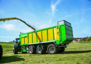 Къси ремаркета за силаж Joskin DRAKKAR 9600/41T180