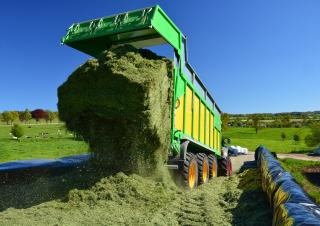 Къси ремаркета за силаж Joskin DRAKKAR-CARGO2 7600/27/150