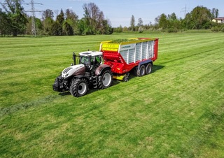 Къси ремаркета за силаж Pöttinger Jumbo 7380 DB