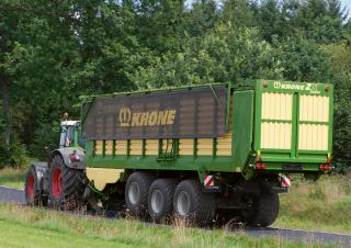 Къси ремаркета за силаж Krone ZX 470 GD 