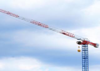 Кулокран - тролейна стрела - горно въртене Raimondi MRT223