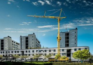 Кулокран монтиран върху камион - тролейна стрела - долно въртене Liebherr MK 73-3.1