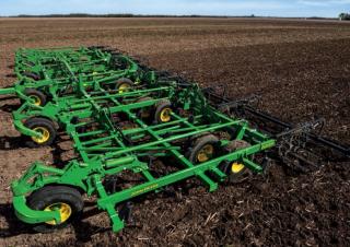 Култиватори John Deere 2230FH