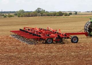 Култиватори Kuhn Chisel 4000-21