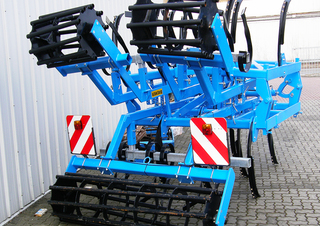 Култиватори Bremer Quatre 23 VH