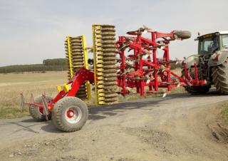 Култиватори Pöttinger Synkro 4030 T nova
