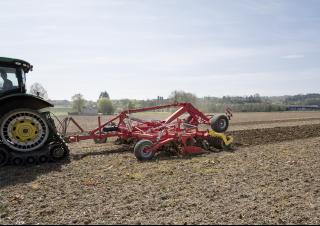 Култиватори Pöttinger Synkro 6030 T