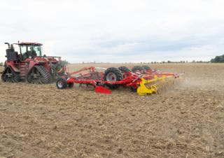 Култиватори Pöttinger Terria 6040