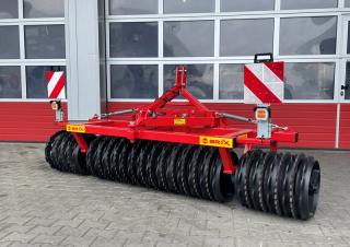 Ливадни и полеви валяци Brix CW 300/51