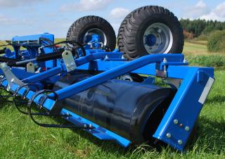 Ливадни и полеви валяци DAL-BO MiniMax 760 CB
