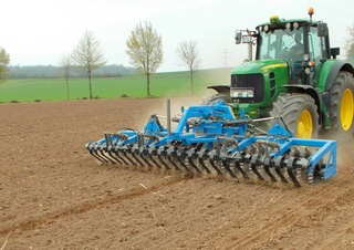 Ливадни и полеви валяци Bremer PGZ 400 VH