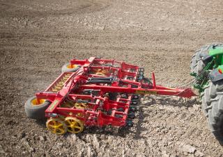 Ливадни и полеви валяци Väderstad Rexius T 450