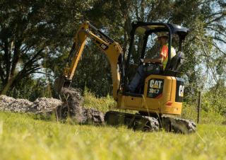 Мини екскаватори Caterpillar 301.7 CR