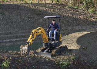 Мини екскаватори New Holland E17C