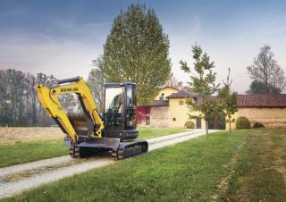 Мини екскаватори New Holland E50B SR