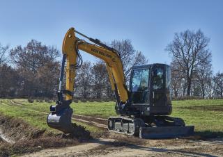 Верижни екскаватори New Holland E60C