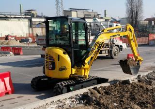 Мини екскаватори Komatsu PC26MR-3
