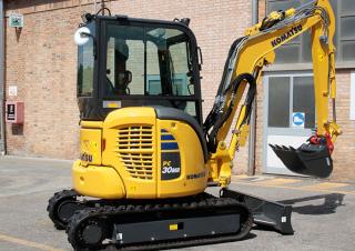 Мини екскаватори Komatsu PC30MR-5