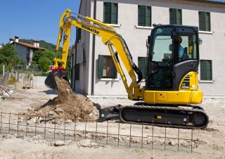 Мини екскаватори Komatsu PC35MR-5