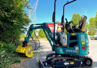 Мини екскаватори Sunward SWE08B