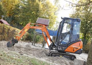 Мини екскаватори Hitachi ZX 14-3