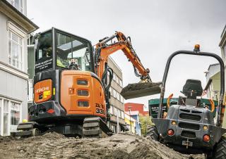 Мини екскаватори Hitachi ZX33U-5A