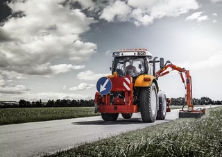 Превозни средства Общински трактори Steyr 4145 Profi CVT Basis