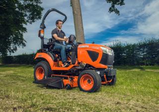 Превозни средства Общински трактори Kubota BX231