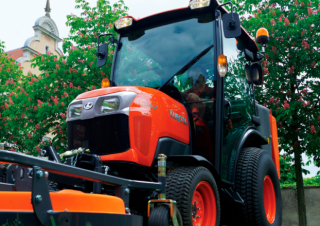 Превозни средства Общински трактори Kubota ST341-C