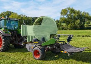 Опаковач за бали Fendt Rollector 160