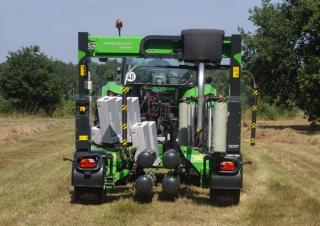 Опаковач за бали DEUTZ-FAHR WM 4044