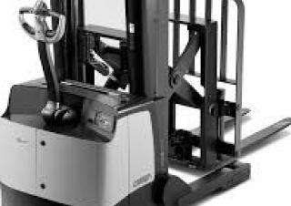 Палетни стакери Уоки стакери Crown SHR 5520-30 TT