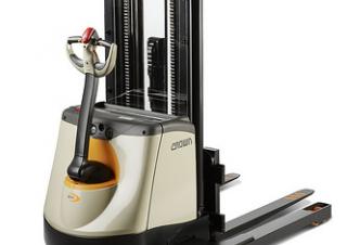 Палетни стакери Уоки стакери Crown SX 3000-30 TT-4267
