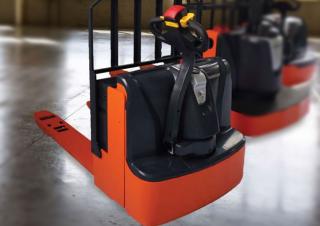 Пешеходна палетна количка Doosan BW23S-7