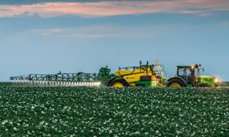 Прикачни полеви пръскачки John Deere M 962 i