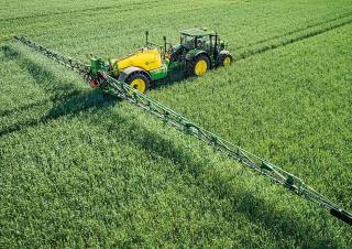 Прикачни полеви пръскачки John Deere R732i 