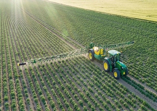 Прикачни полеви пръскачки John Deere R732i