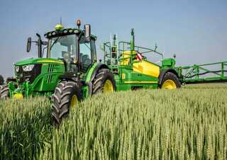 Прикачни полеви пръскачки John Deere R975i