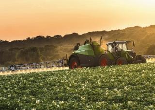 Прикачни полеви пръскачки Fendt Rogator 355