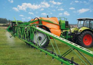Прикачни полеви пръскачки Amazone UX 3200 Special (21)