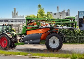 Прикачни полеви пръскачки Amazone UX 7601 Super (28) 