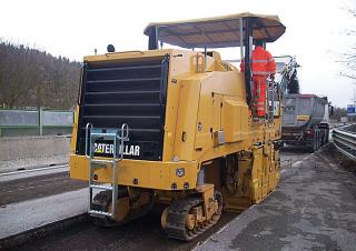 Пътни фрези Caterpillar PM200 - 2,2M