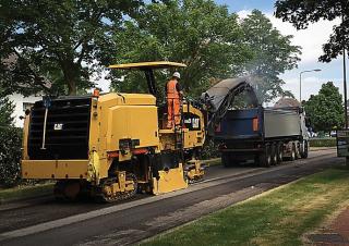 Пътни фрези Caterpillar PM620