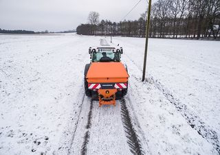 Оборудване за зимна поддръжка Разпръскващи устройства Разпъсквателни приставки Amazone E+S 301 Hydro