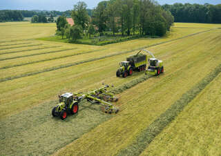 Ротационни гребла Claas Liner 4700 Trend 