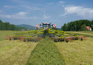 Ротационни гребла Claas Liner 4900 Business pro